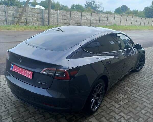 Сірий Тесла Модель 3, об'ємом двигуна 0 л та пробігом 27 тис. км за 22700 $, фото 3 на Automoto.ua
