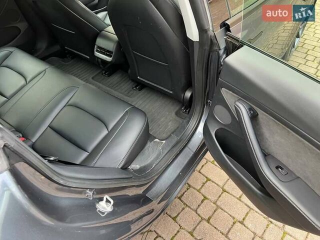 Тесла Модель 3 2023 у Вінниці на Automoto.ua Сірий Тесла Модель 3, об'ємом двигуна 0 л та пробігом 67 тис. км за 20000 $, фото 8 на Automoto.ua