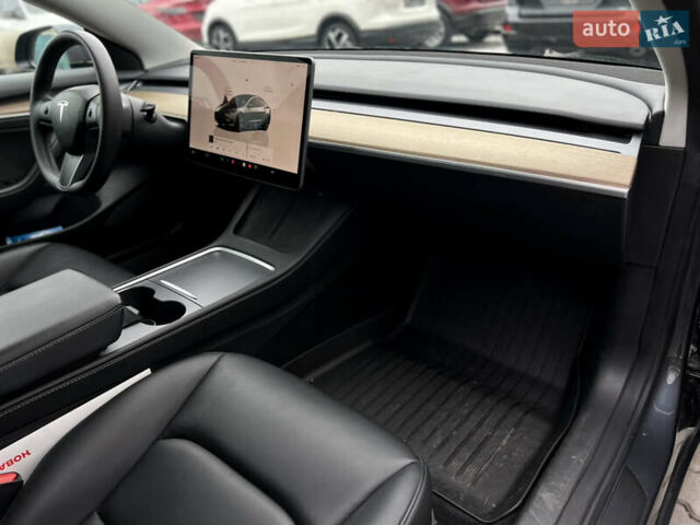 Серый Тесла Модель 3, объемом двигателя 0 л и пробегом 22 тыс. км за 24900 $, фото 27 на Automoto.ua