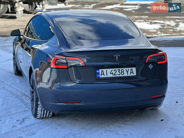 Серый Тесла Модель 3, объемом двигателя 0 л и пробегом 7 тыс. км за 30000 $, фото 6 на Automoto.ua