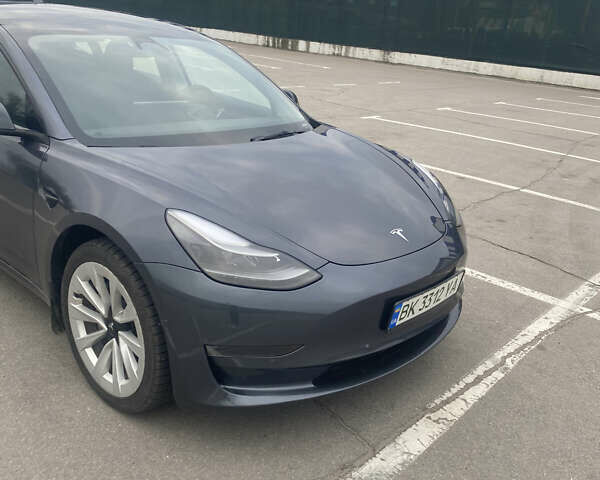 Сірий Тесла Модель 3, об'ємом двигуна 0 л та пробігом 30 тис. км за 22500 $, фото 2 на Automoto.ua