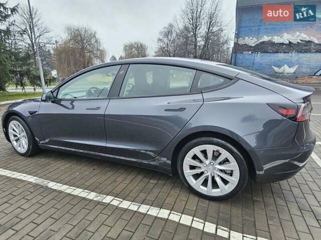Серый Тесла Модель 3, объемом двигателя 0 л и пробегом 39 тыс. км за 22550 $, фото 8 на Automoto.ua