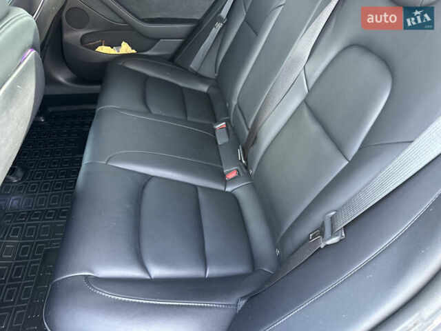 Серый Тесла Модель 3, объемом двигателя 0 л и пробегом 23 тыс. км за 23800 $, фото 8 на Automoto.ua