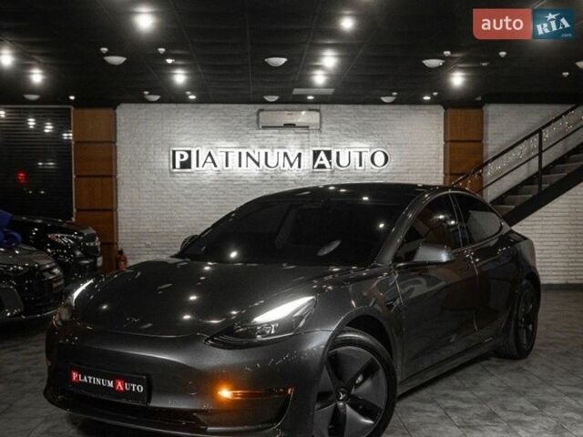 Сірий Тесла Модель 3, об'ємом двигуна 0 л та пробігом 44 тис. км за 20999 $, фото 13 на Automoto.ua