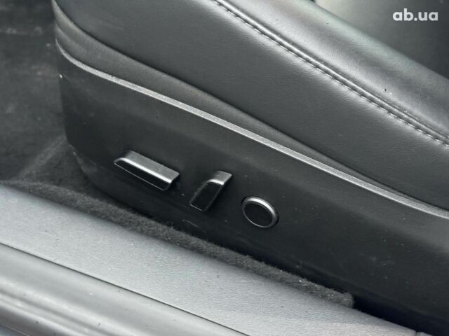 Серый Тесла Модель 3, объемом двигателя 0 л и пробегом 39 тыс. км за 23290 $, фото 14 на Automoto.ua