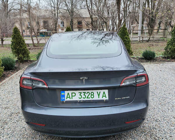Серый Тесла Модель 3, объемом двигателя 0 л и пробегом 16 тыс. км за 23300 $, фото 2 на Automoto.ua