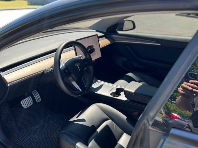 Сірий Тесла Модель 3, об'ємом двигуна 0 л та пробігом 38 тис. км за 23500 $, фото 8 на Automoto.ua