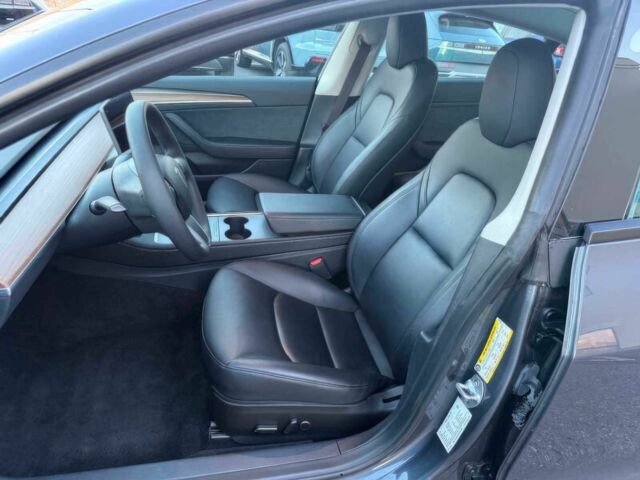 Сірий Тесла Модель 3, об'ємом двигуна 0 л та пробігом 21 тис. км за 4300 $, фото 7 на Automoto.ua