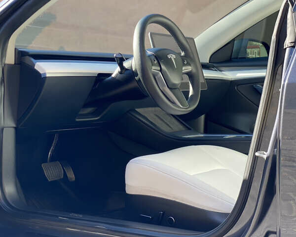 Тесла Модель 3 2023 у Івано-Франківську на Automoto.ua Сірий Тесла Модель 3, об'ємом двигуна 0 л та пробігом 55 тис. км за 20000 $, фото 26 на Automoto.ua