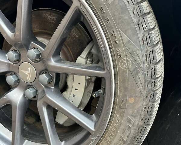 Тесла Модель 3 2023 у Вінниці на Automoto.ua Сірий Тесла Модель 3, об'ємом двигуна 0 л та пробігом 67 тис. км за 20000 $, фото 14 на Automoto.ua
