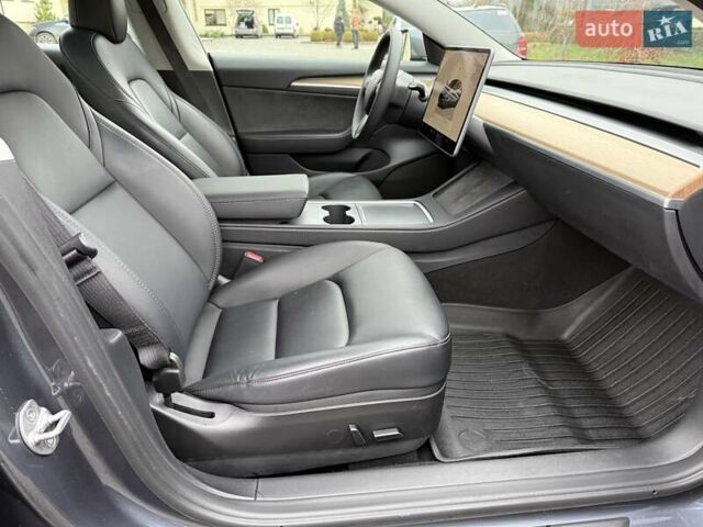 Сірий Тесла Модель 3, об'ємом двигуна 0 л та пробігом 44 тис. км за 20499 $, фото 67 на Automoto.ua