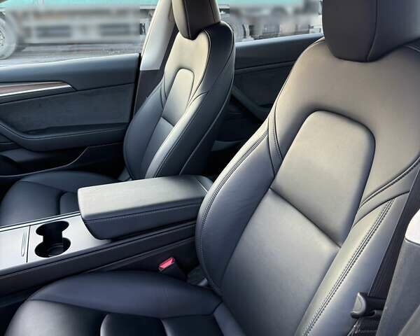 Сірий Тесла Модель 3, об'ємом двигуна 0 л та пробігом 39 тис. км за 21500 $, фото 17 на Automoto.ua