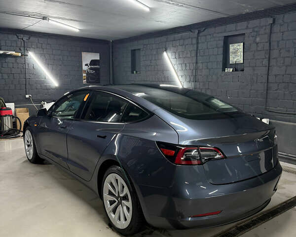 Сірий Тесла Модель 3, об'ємом двигуна 0 л та пробігом 39 тис. км за 21490 $, фото 5 на Automoto.ua