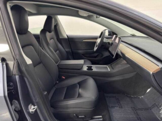 Сірий Тесла Модель 3, об'ємом двигуна 0 л та пробігом 15 тис. км за 9900 $, фото 14 на Automoto.ua