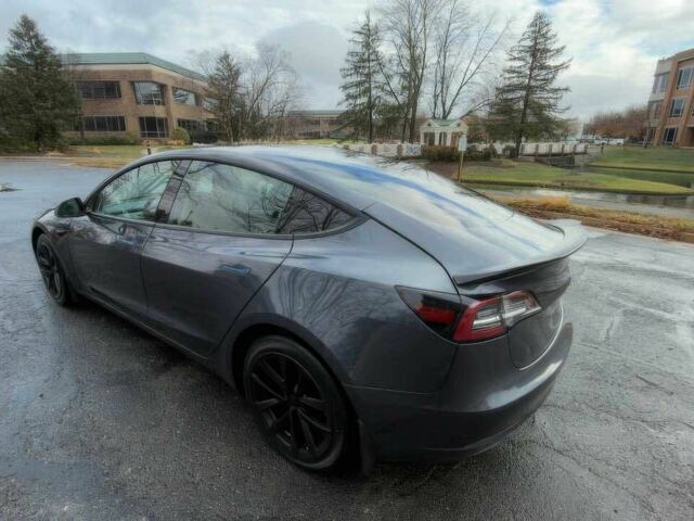 Серый Тесла Модель 3, объемом двигателя 0 л и пробегом 29 тыс. км за 10400 $, фото 4 на Automoto.ua