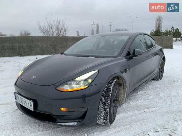 Серый Тесла Модель 3, объемом двигателя 0 л и пробегом 52 тыс. км за 22800 $, фото 17 на Automoto.ua