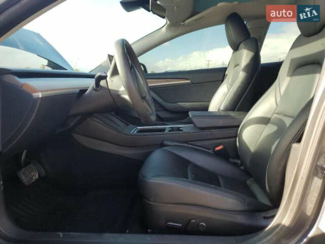 Сірий Тесла Модель 3, об'ємом двигуна 0 л та пробігом 99 тис. км за 8500 $, фото 7 на Automoto.ua
