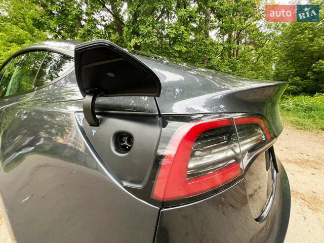 Серый Тесла Модель 3, объемом двигателя 0 л и пробегом 20 тыс. км за 28999 $, фото 13 на Automoto.ua