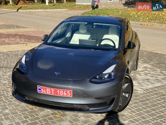 Тесла Модель 3 2023 у Івано-Франківську на Automoto.ua Сірий Тесла Модель 3, об'ємом двигуна 0 л та пробігом 55 тис. км за 20000 $, фото 1 на Automoto.ua