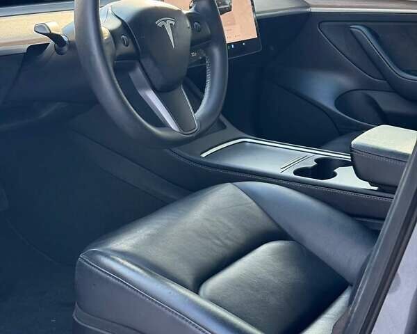 Сірий Тесла Модель 3, об'ємом двигуна 0 л та пробігом 106 тис. км за 18900 $, фото 18 на Automoto.ua