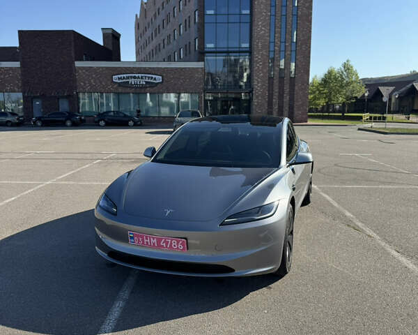 Сірий Тесла Модель 3, об'ємом двигуна 0 л та пробігом 14 тис. км за 28000 $, фото 4 на Automoto.ua