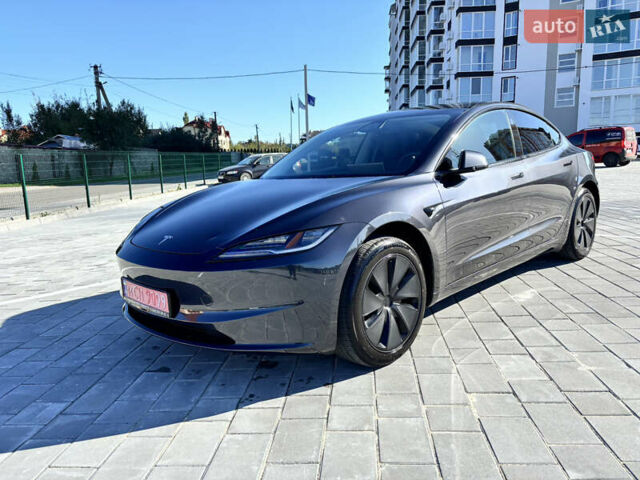 Серый Тесла Модель 3, объемом двигателя 0 л и пробегом 39 тыс. км за 25500 $, фото 2 на Automoto.ua