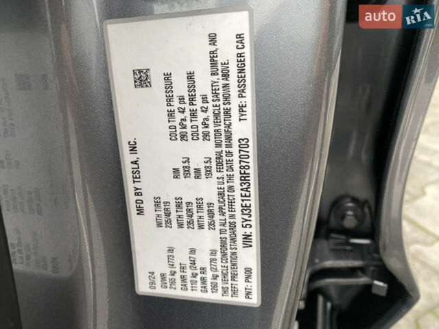 Серый Тесла Модель 3, объемом двигателя 0 л и пробегом 25 тыс. км за 28900 $, фото 10 на Automoto.ua