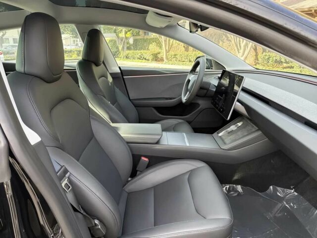 Сірий Тесла Модель 3, об'ємом двигуна 0 л та пробігом 29 тис. км за 10400 $, фото 5 на Automoto.ua