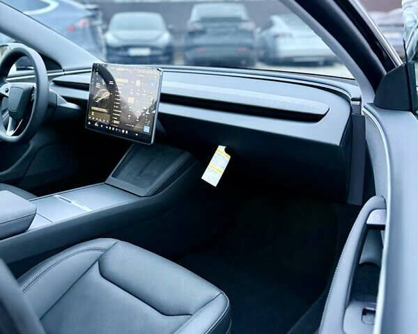 Сірий Тесла Модель 3, об'ємом двигуна 0 л та пробігом 1 тис. км за 29500 $, фото 28 на Automoto.ua