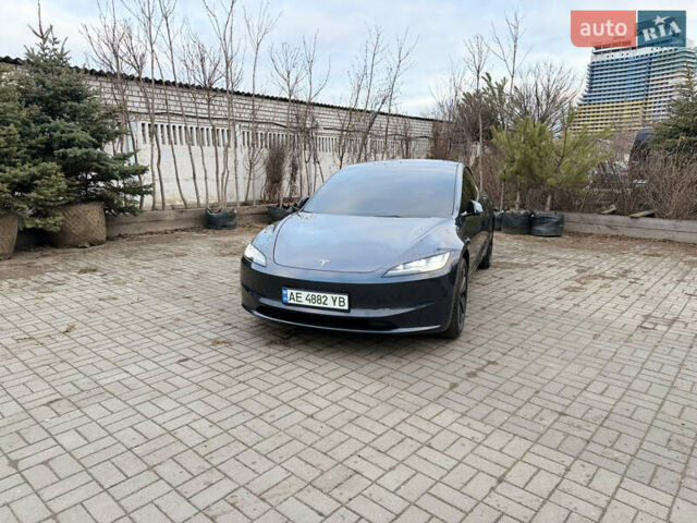 Серый Тесла Модель 3, объемом двигателя 0 л и пробегом 11 тыс. км за 26000 $, фото 7 на Automoto.ua