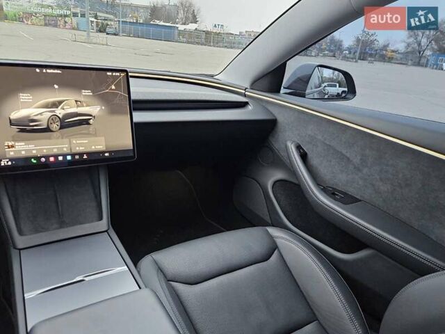 Серый Тесла Модель 3, объемом двигателя 0 л и пробегом 23 тыс. км за 29900 $, фото 28 на Automoto.ua