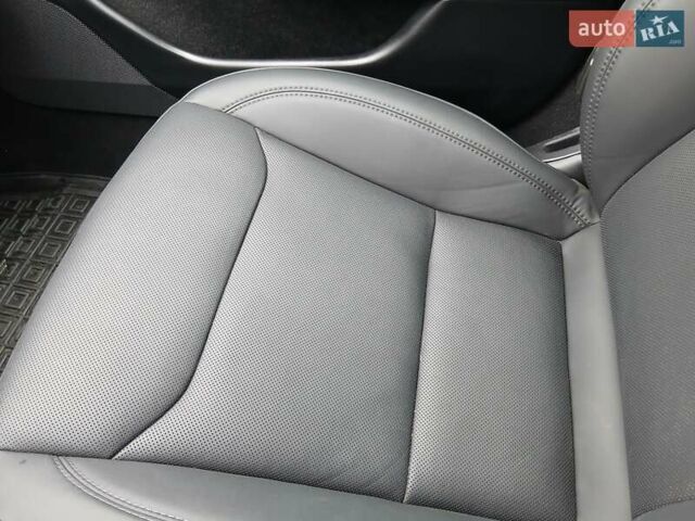 Серый Тесла Модель 3, объемом двигателя 0 л и пробегом 3 тыс. км за 28500 $, фото 22 на Automoto.ua