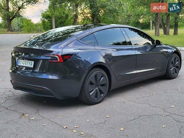 Сірий Тесла Модель 3, об'ємом двигуна 0 л та пробігом 5 тис. км за 27650 $, фото 3 на Automoto.ua