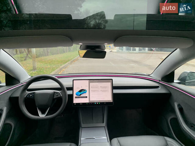 Серый Тесла Модель 3, объемом двигателя 0 л и пробегом 22 тыс. км за 32500 $, фото 16 на Automoto.ua