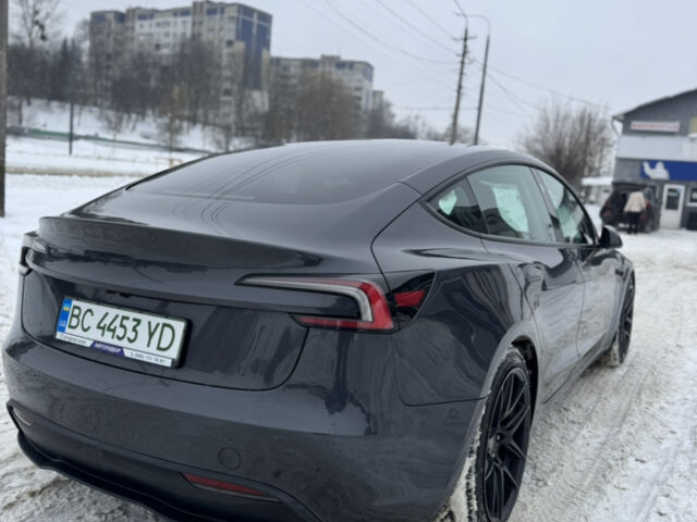 Сірий Тесла Модель 3, об'ємом двигуна 0 л та пробігом 31 тис. км за 31000 $, фото 6 на Automoto.ua