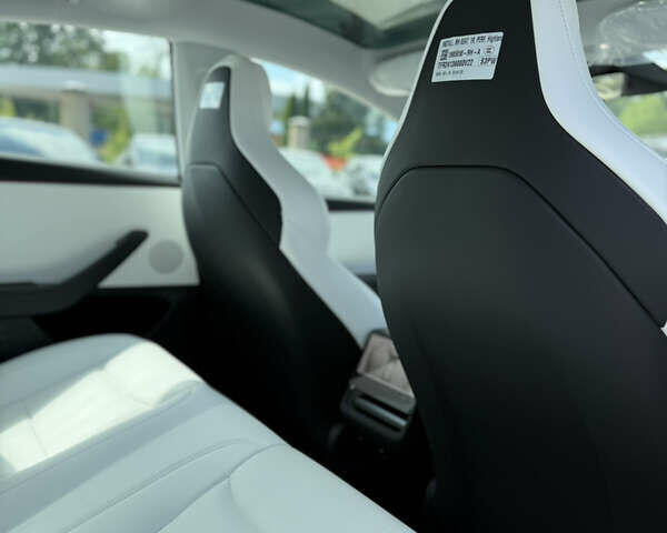 Сірий Тесла Модель 3, об'ємом двигуна 0 л та пробігом 1 тис. км за 45900 $, фото 31 на Automoto.ua