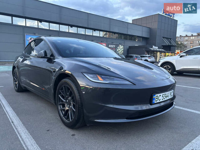 Серый Тесла Модель 3, объемом двигателя 0 л и пробегом 9 тыс. км за 28500 $, фото 1 на Automoto.ua