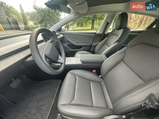 Тесла Модель 3 2024 у Харкові на Automoto.ua Сірий Тесла Модель 3, об'ємом двигуна 0 л та пробігом 1 тис. км за 36800 $, фото 16 на Automoto.ua