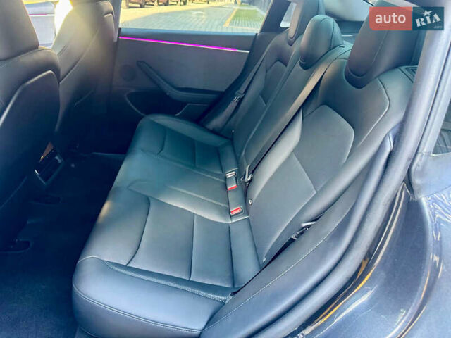 Сірий Тесла Модель 3, об'ємом двигуна 0 л та пробігом 5 тис. км за 29500 $, фото 71 на Automoto.ua