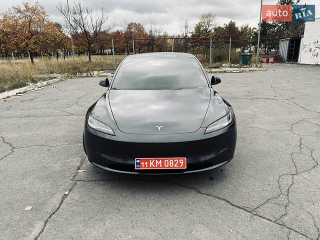 Тесла Модель 3 2024 в Днепре (Днепропетровске) на Automoto.ua Серый Тесла Модель 3, объемом двигателя 0 л и пробегом 6 тыс. км за 25600 $, фото 1 на Automoto.ua