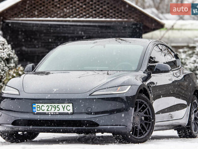 Серый Тесла Модель 3, объемом двигателя 0 л и пробегом 19 тыс. км за 26000 $, фото 19 на Automoto.ua