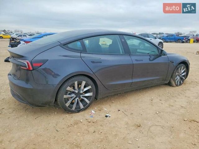 Серый Тесла Модель 3, объемом двигателя 0 л и пробегом 66 тыс. км за 11100 $, фото 2 на Automoto.ua