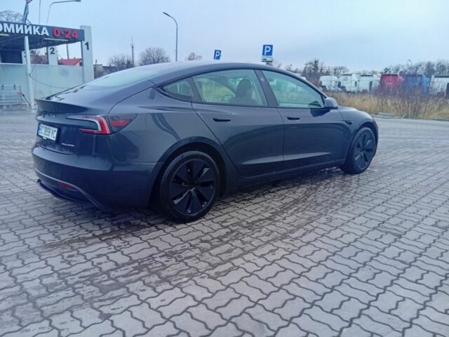 Серый Тесла Модель 3, объемом двигателя 0 л и пробегом 18 тыс. км за 32000 $, фото 2 на Automoto.ua