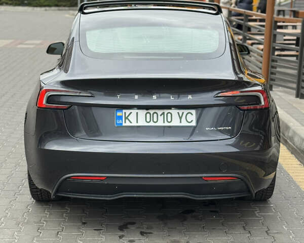 Серый Тесла Модель 3, объемом двигателя 0 л и пробегом 14 тыс. км за 35900 $, фото 4 на Automoto.ua