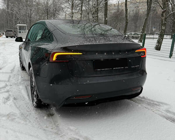 Сірий Тесла Модель 3, об'ємом двигуна 0 л та пробігом 1 тис. км за 35900 $, фото 5 на Automoto.ua