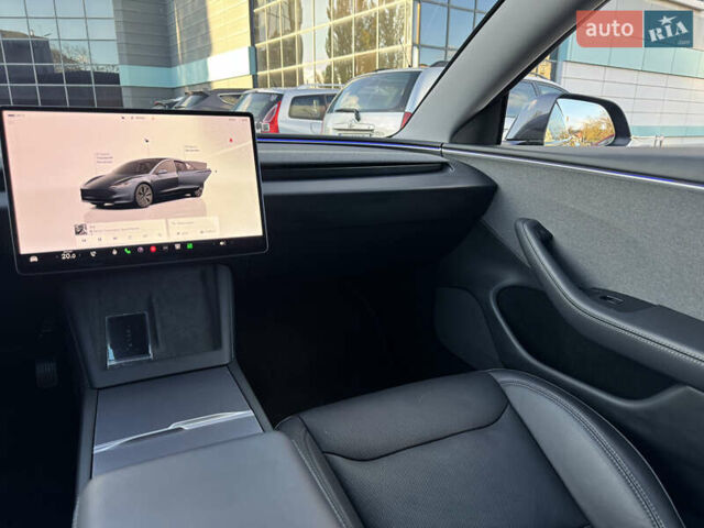 Серый Тесла Модель 3, объемом двигателя 0 л и пробегом 40 тыс. км за 28500 $, фото 16 на Automoto.ua