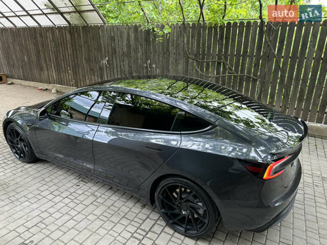 Сірий Тесла Модель 3, об'ємом двигуна 0 л та пробігом 17 тис. км за 31500 $, фото 10 на Automoto.ua
