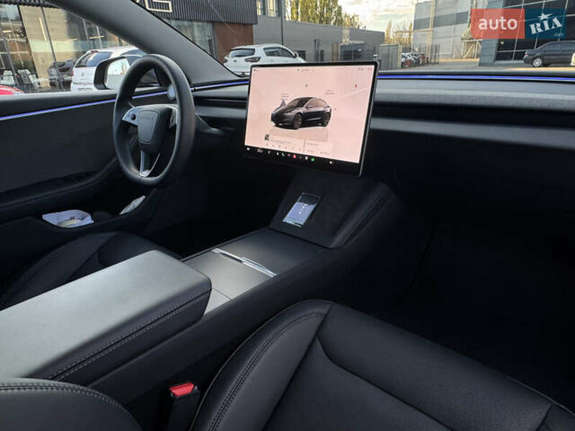 Серый Тесла Модель 3, объемом двигателя 0 л и пробегом 40 тыс. км за 28500 $, фото 19 на Automoto.ua