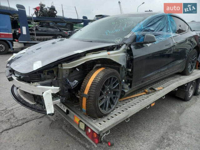 Серый Тесла Модель 3, объемом двигателя 0 л и пробегом 33 тыс. км за 31200 $, фото 19 на Automoto.ua