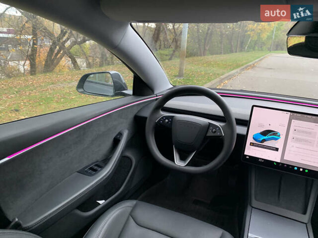 Серый Тесла Модель 3, объемом двигателя 0 л и пробегом 22 тыс. км за 32500 $, фото 15 на Automoto.ua